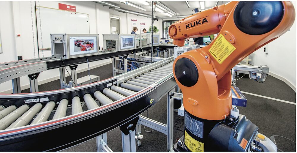 Lernfabrik im Forschung- und Anwendungszentrum Industrie 4.0